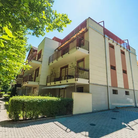 Plazs Apartament *