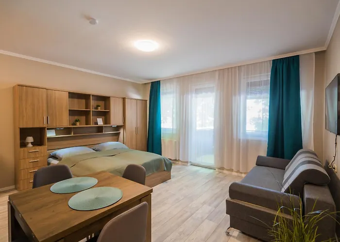 アパート Plazs シオーフォク